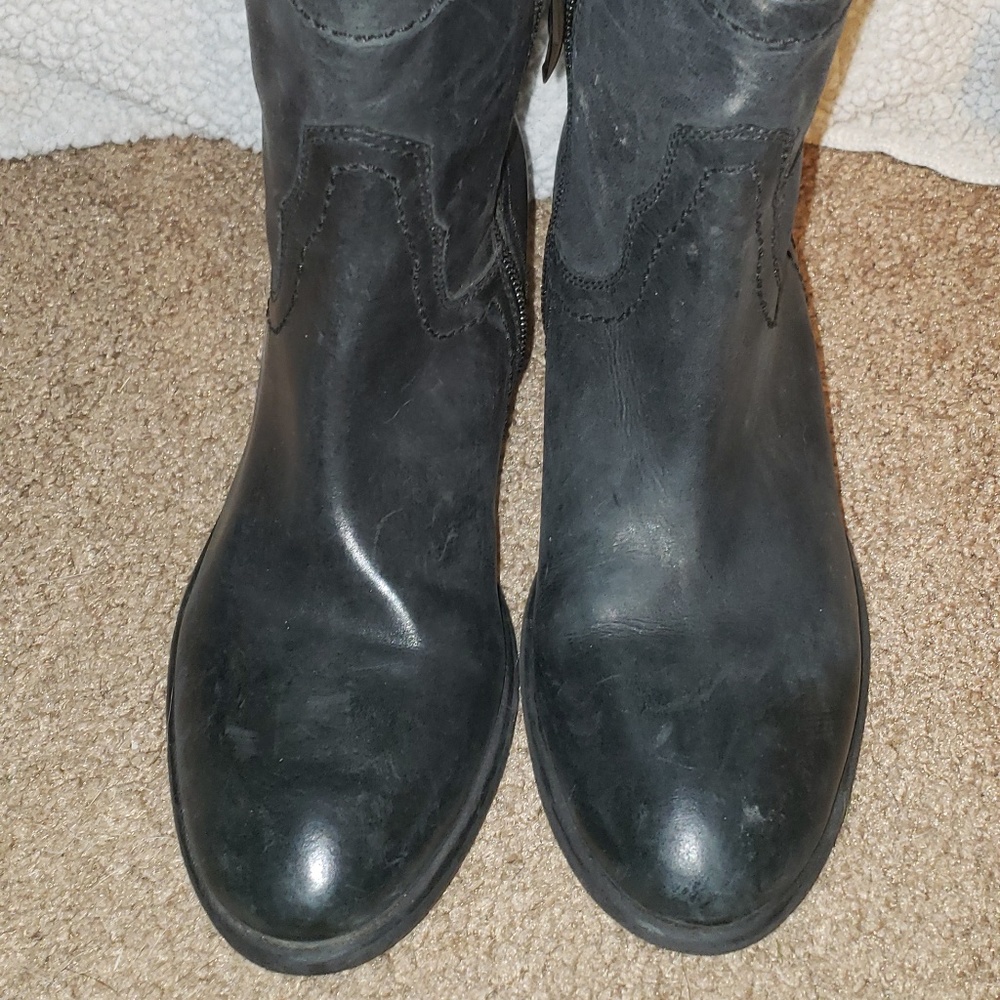 Guess Ankle Boots size 6